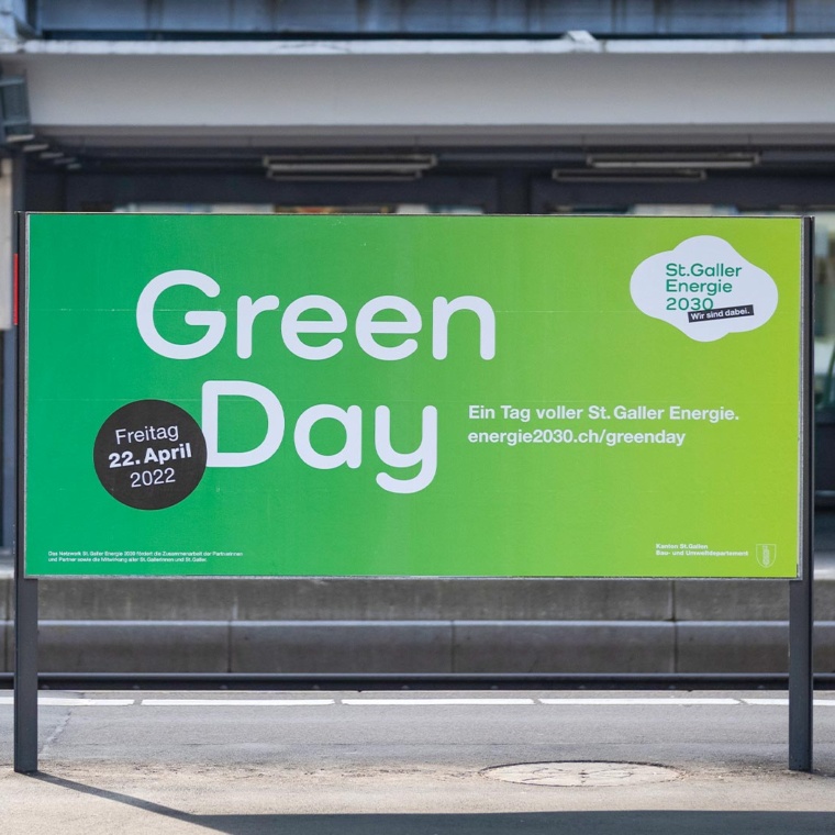 Plakat zum Green Day am Bahnhof St.Gallen.